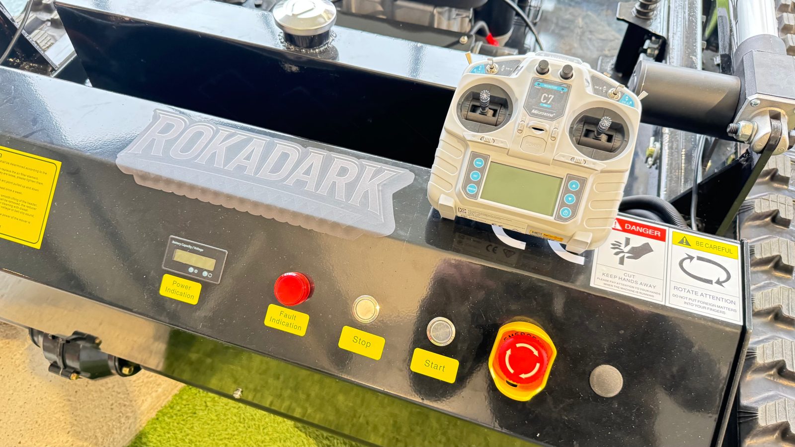 Desbrozadora teledirigida híbrida de orugas ROKADARK — foto 11